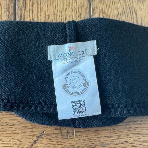Moncler Black Beanie - Men’s - Picture 3 of 3